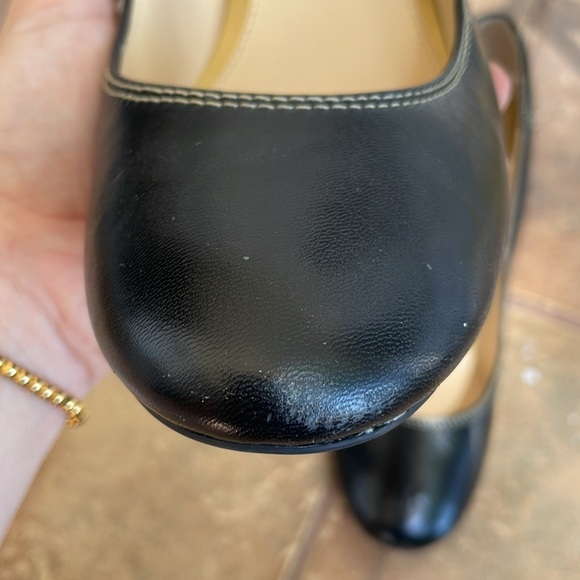 Lauren Ralph Salma Women's Leather Round Toe Pumps - Picture 6 of 7